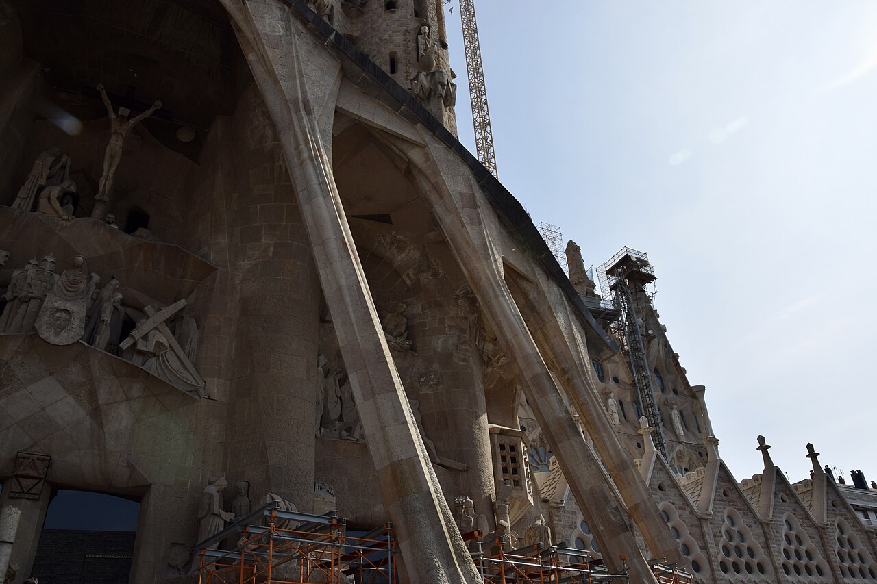 Branching stone columns inside the basilica