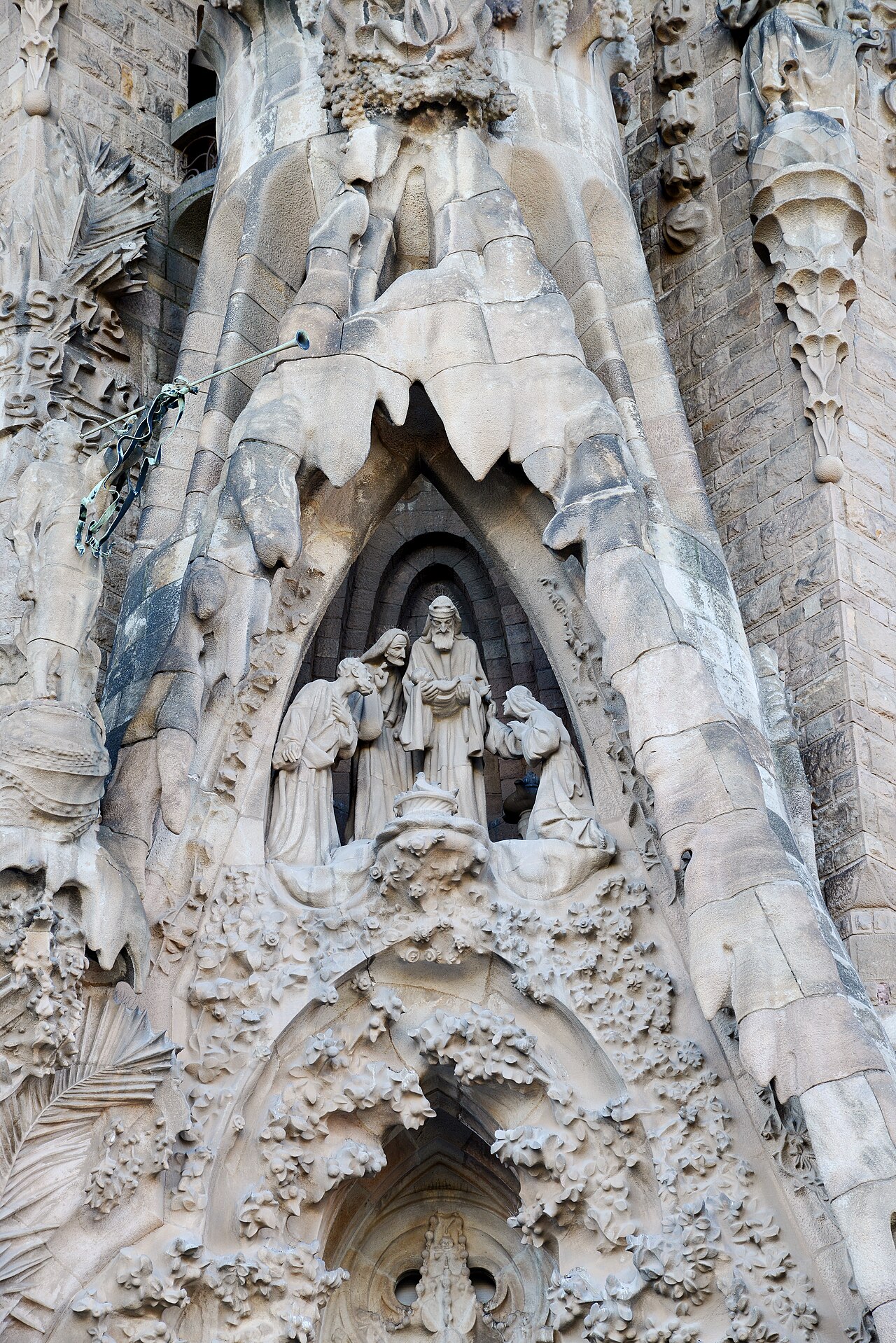 Scaffolding and construction work on the living basilica